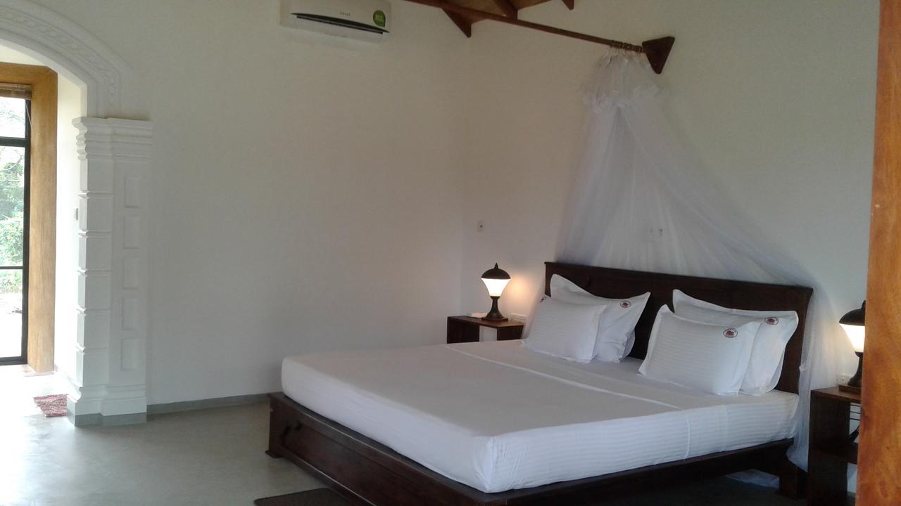 Happy Man Village Bentota Chambre photo